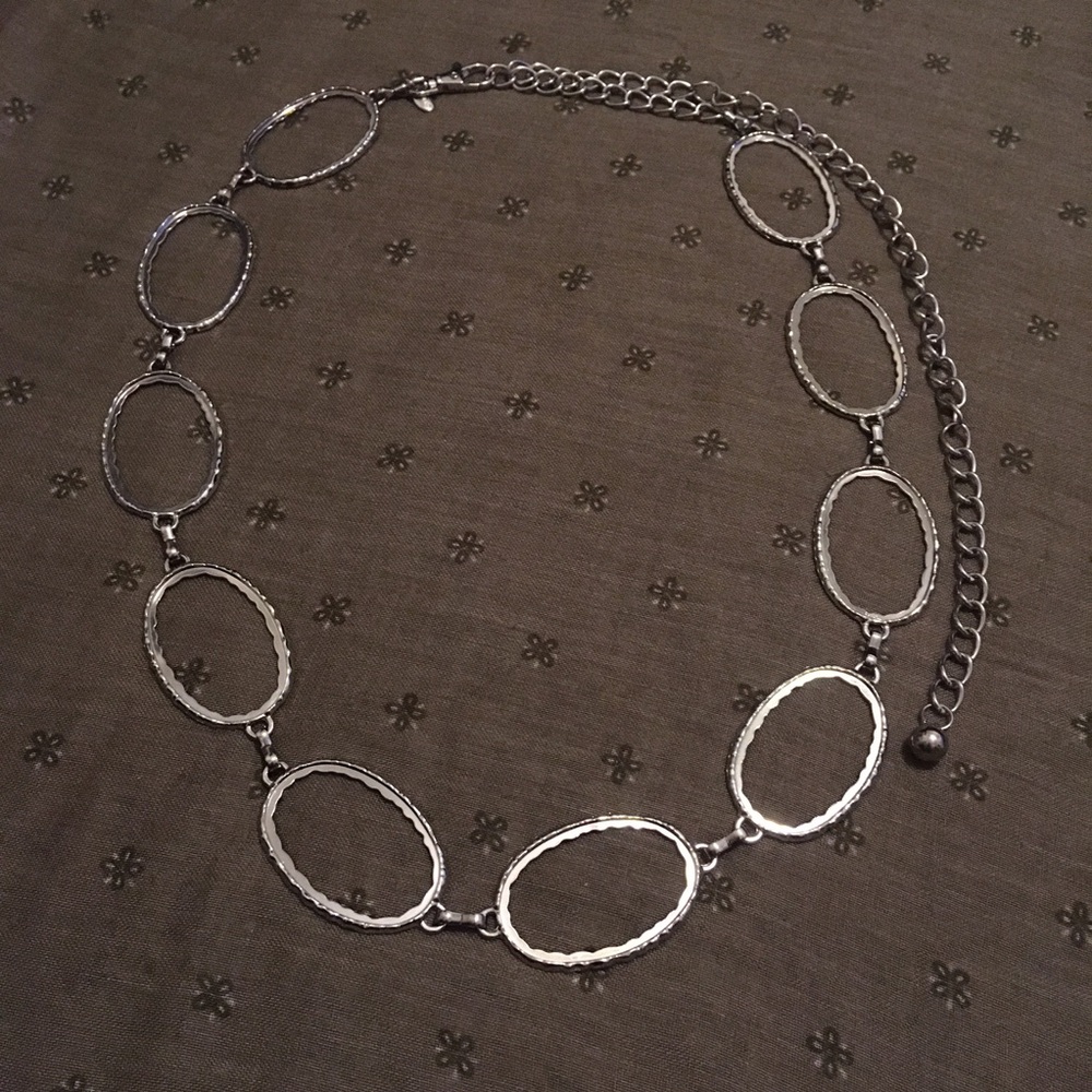 Silver Chain Link Necklace - Picture 3 of 8